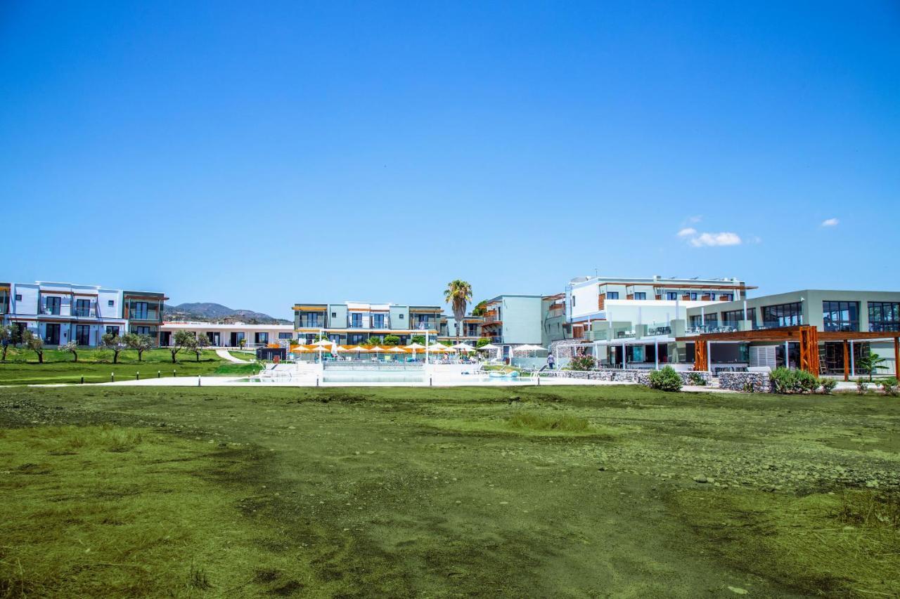 Ampelia Seaside Resort Gennadi Eksteriør billede