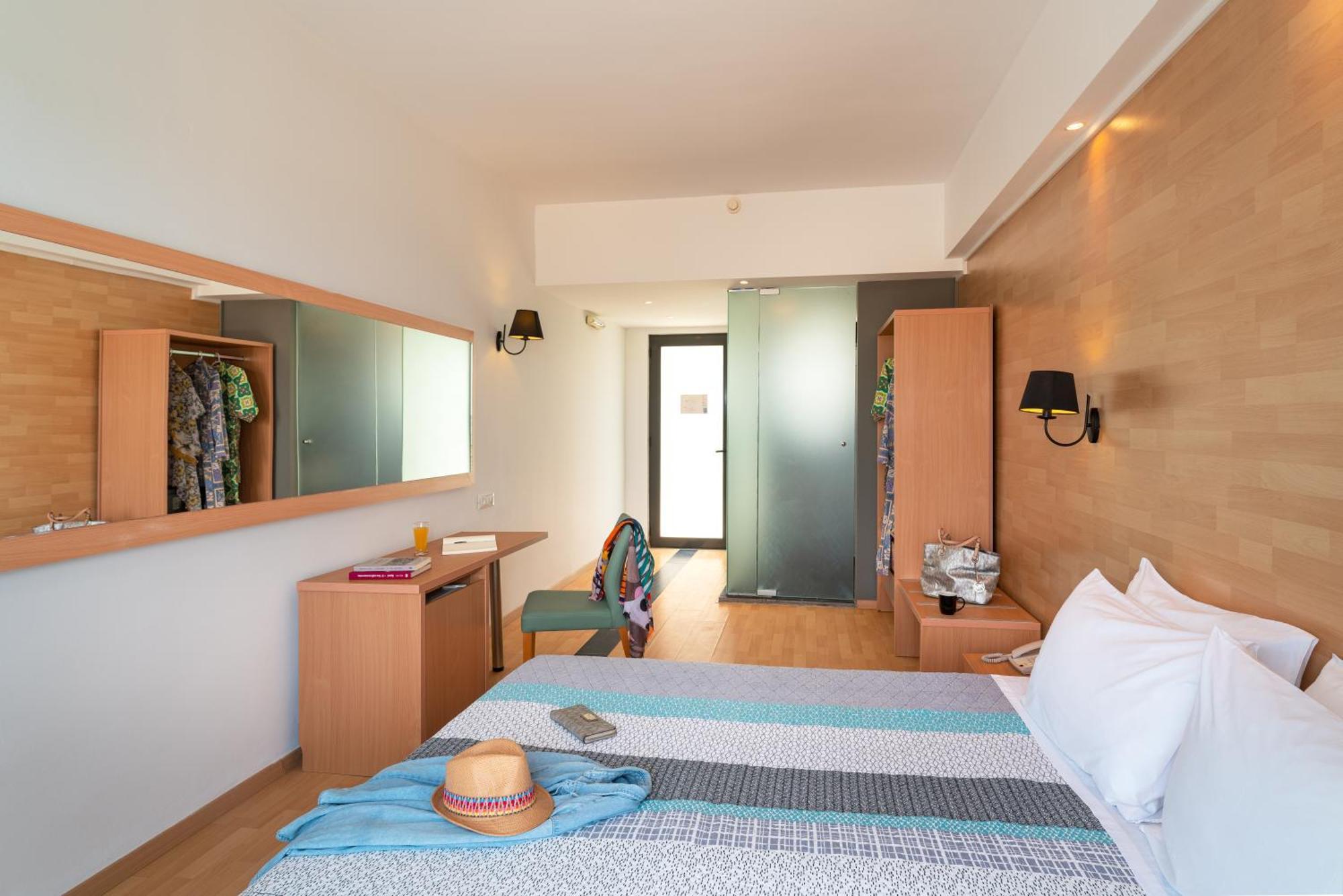 Ampelia Seaside Resort Gennadi Eksteriør billede